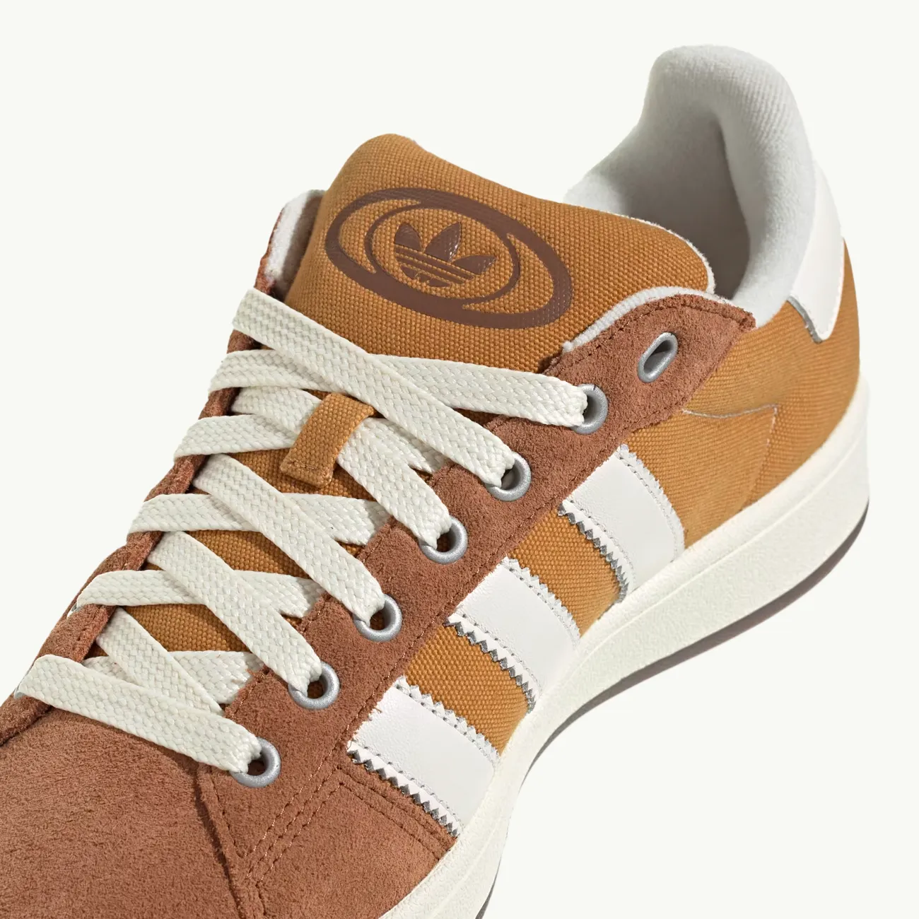 Campus 00s - Mesa/Core White/Wild Brown